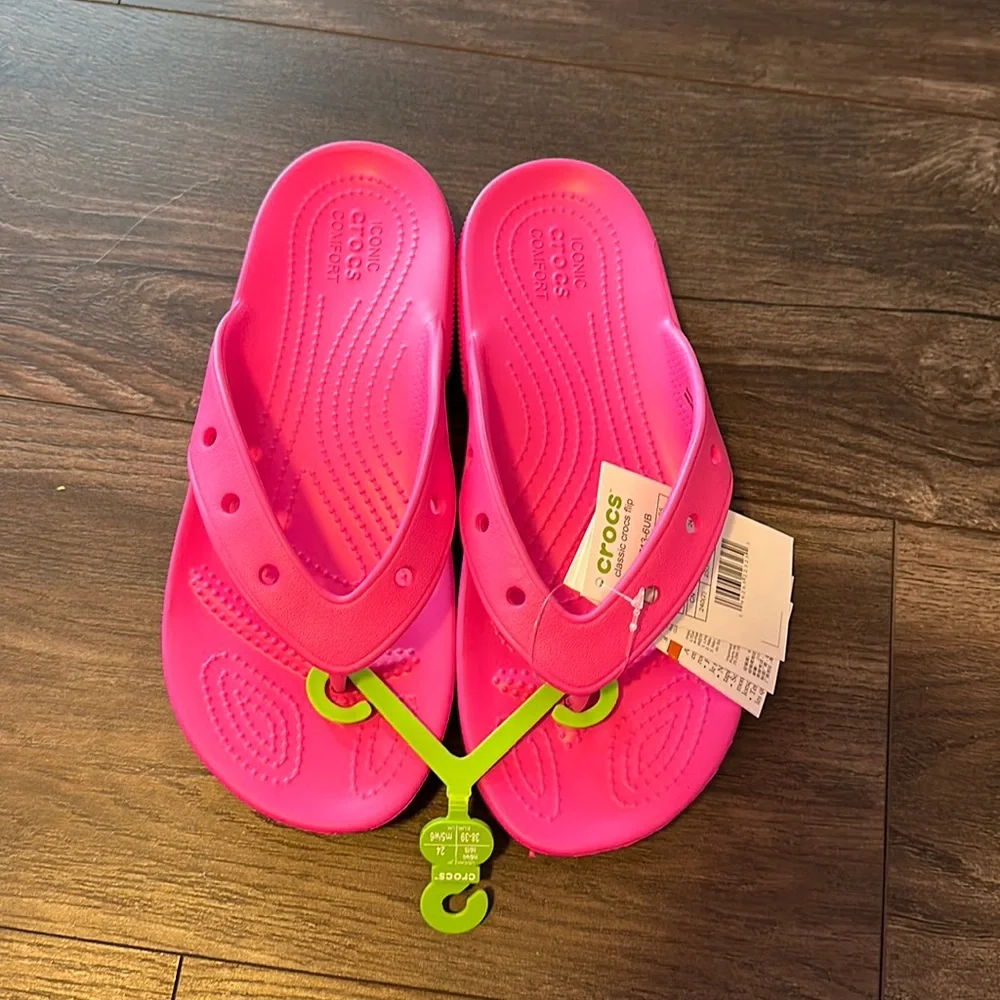 Crocs Classic Flips Flop Bright Pink Sz 8 - Picture 4 of 6